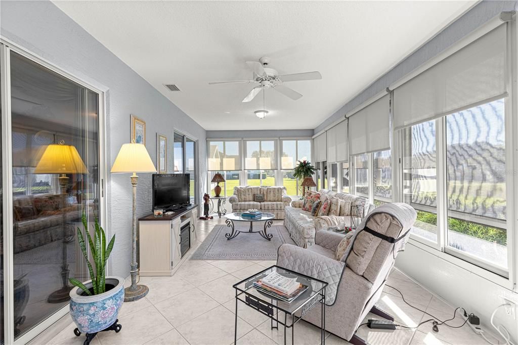 For Sale: $339,900 (3 beds, 2 baths, 1714 Square Feet)