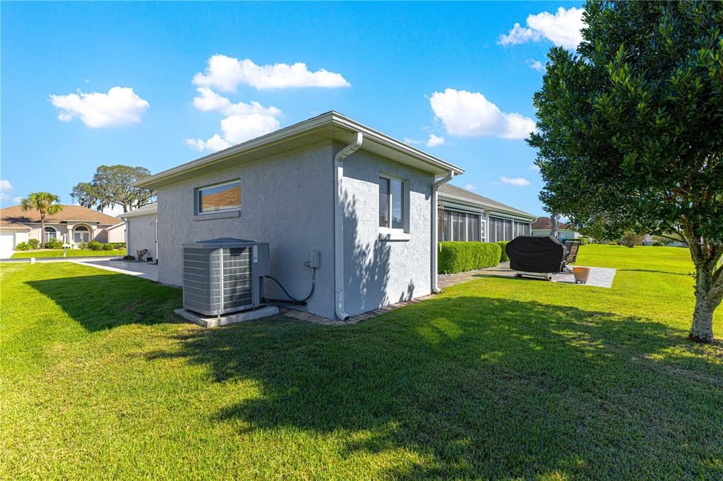 For Sale: $339,900 (3 beds, 2 baths, 1714 Square Feet)