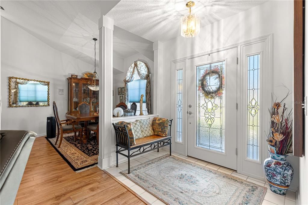 For Sale: $339,900 (3 beds, 2 baths, 1714 Square Feet)