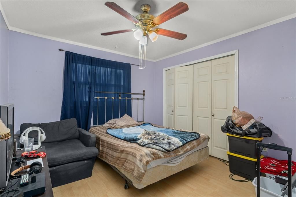 На продажу: $299,900 (3 спален, 2 ванн, 1400 Квадратных фут)