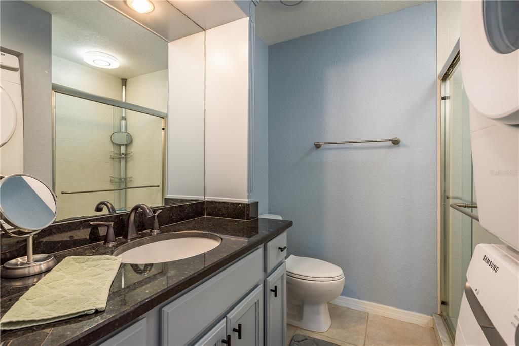 For Sale: $278,999 (2 beds, 2 baths, 1114 Square Feet)