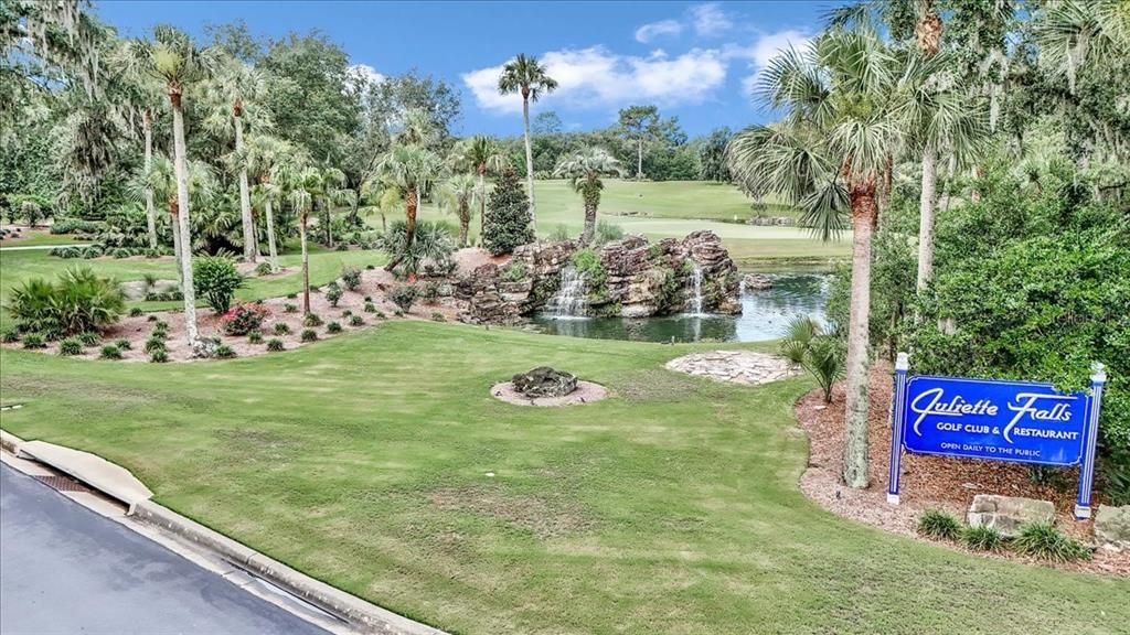 合同活跃: $310,000 (3 贝兹, 2 浴室, 1474 平方英尺)