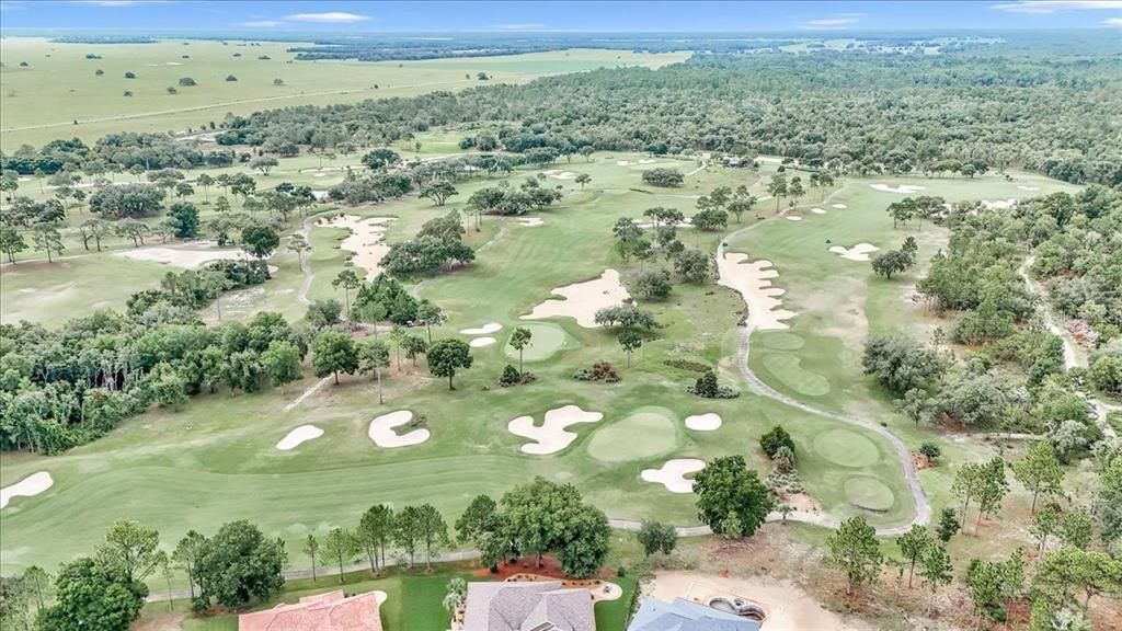 合同活跃: $310,000 (3 贝兹, 2 浴室, 1474 平方英尺)