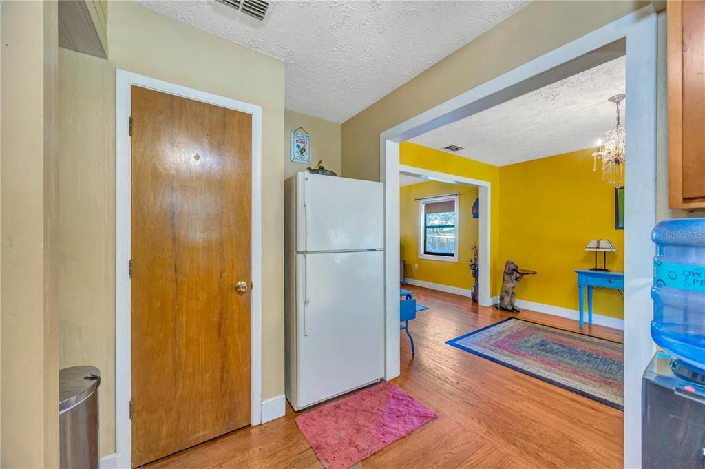 Active With Contract: $558,000 (3 beds, 2 baths, 1654 Square Feet)