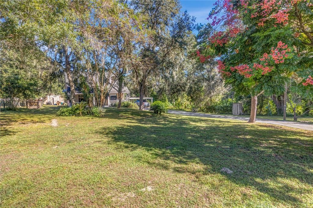 Active With Contract: $558,000 (3 beds, 2 baths, 1654 Square Feet)