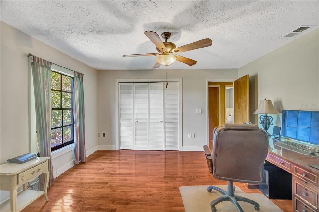 Active With Contract: $558,000 (3 beds, 2 baths, 1654 Square Feet)