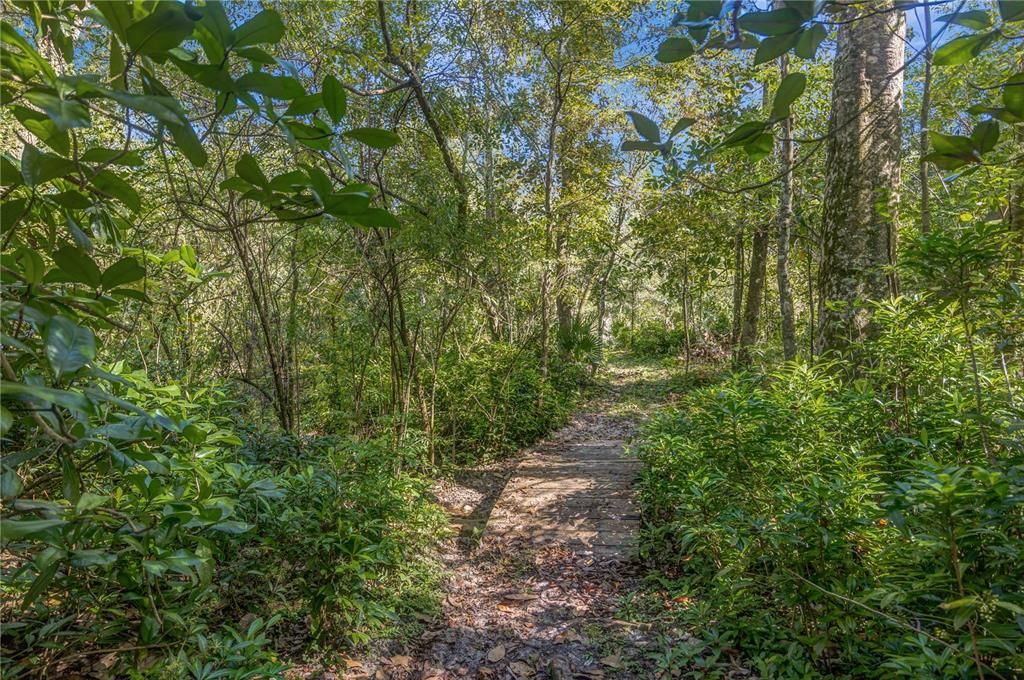 Active With Contract: $558,000 (3 beds, 2 baths, 1654 Square Feet)