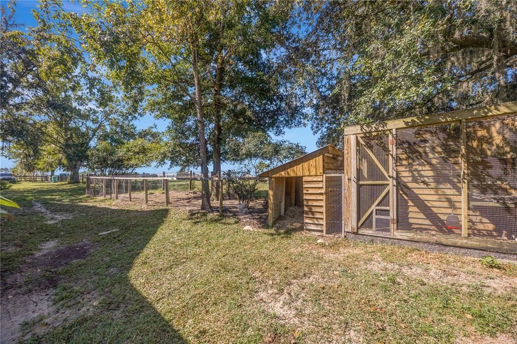 Active With Contract: $558,000 (3 beds, 2 baths, 1654 Square Feet)