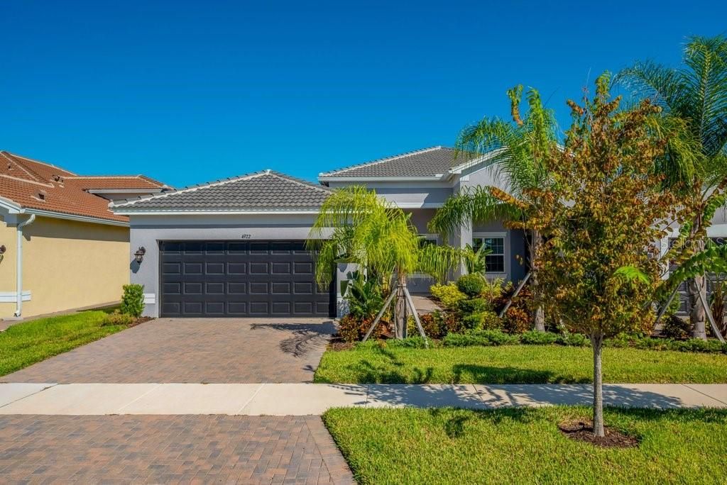 待售: $409,000 (2 贝兹, 2 浴室, 1834 平方英尺)