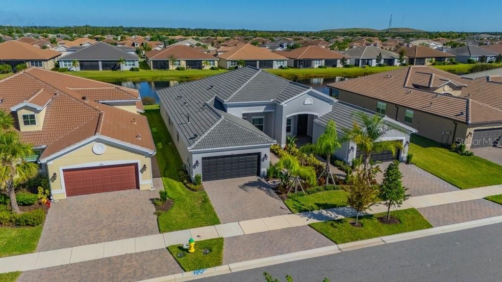 待售: $409,000 (2 贝兹, 2 浴室, 1834 平方英尺)