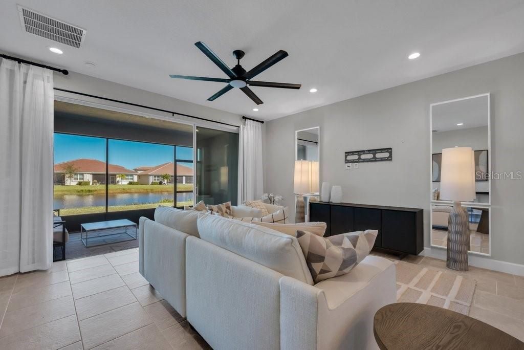 待售: $409,000 (2 贝兹, 2 浴室, 1834 平方英尺)