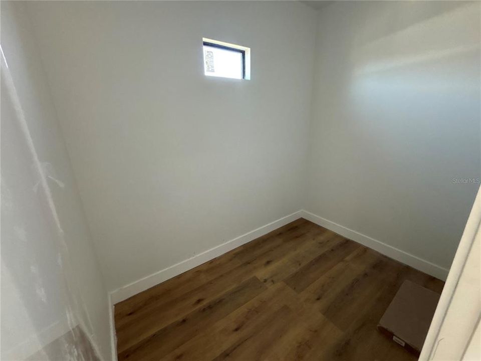 На продажу: $379,900 (4 спален, 3 ванн, 2648 Квадратных фут)