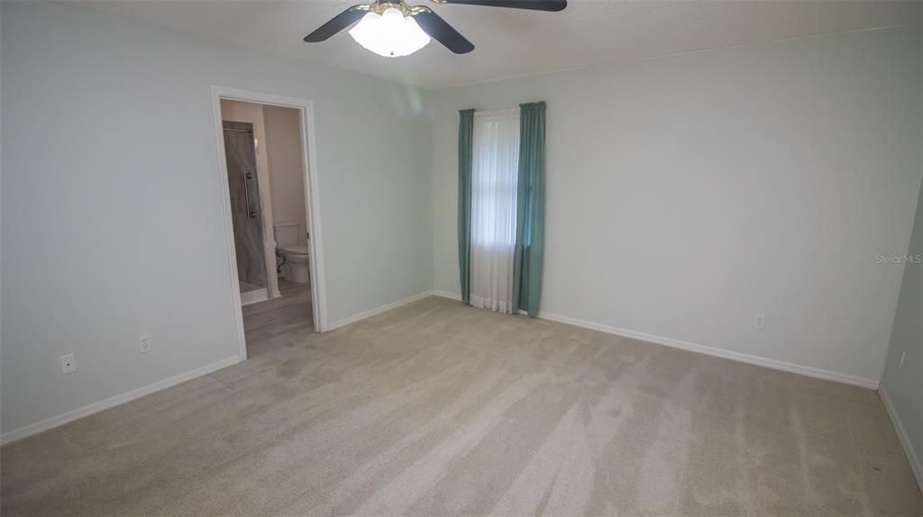 На продажу: $449,500 (3 спален, 2 ванн, 1802 Квадратных фут)