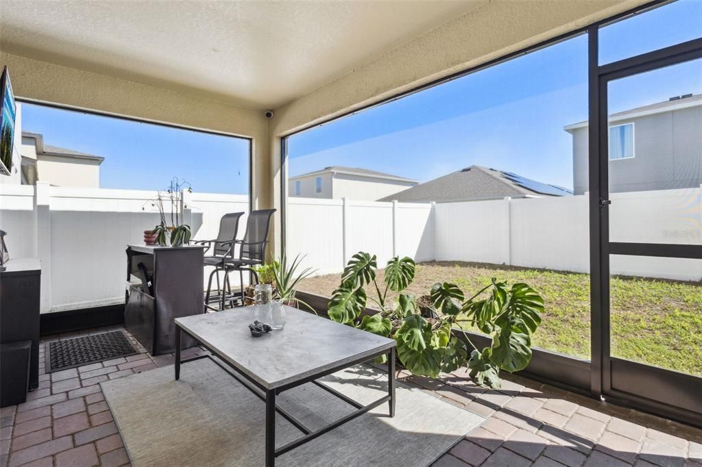 En Venta: $589,000 (4 camas, 3 baños, 3021 Pies cuadrados)