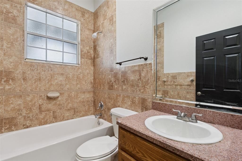 For Sale: $1,100,000 (3 beds, 4 baths, 4088 Square Feet)