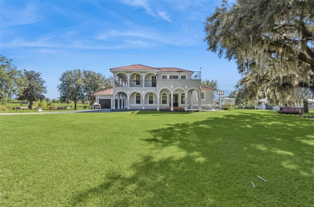 For Sale: $1,100,000 (3 beds, 4 baths, 4088 Square Feet)