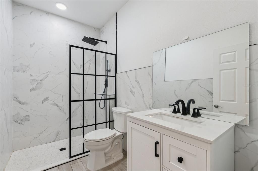 For Sale: $1,100,000 (3 beds, 4 baths, 4088 Square Feet)