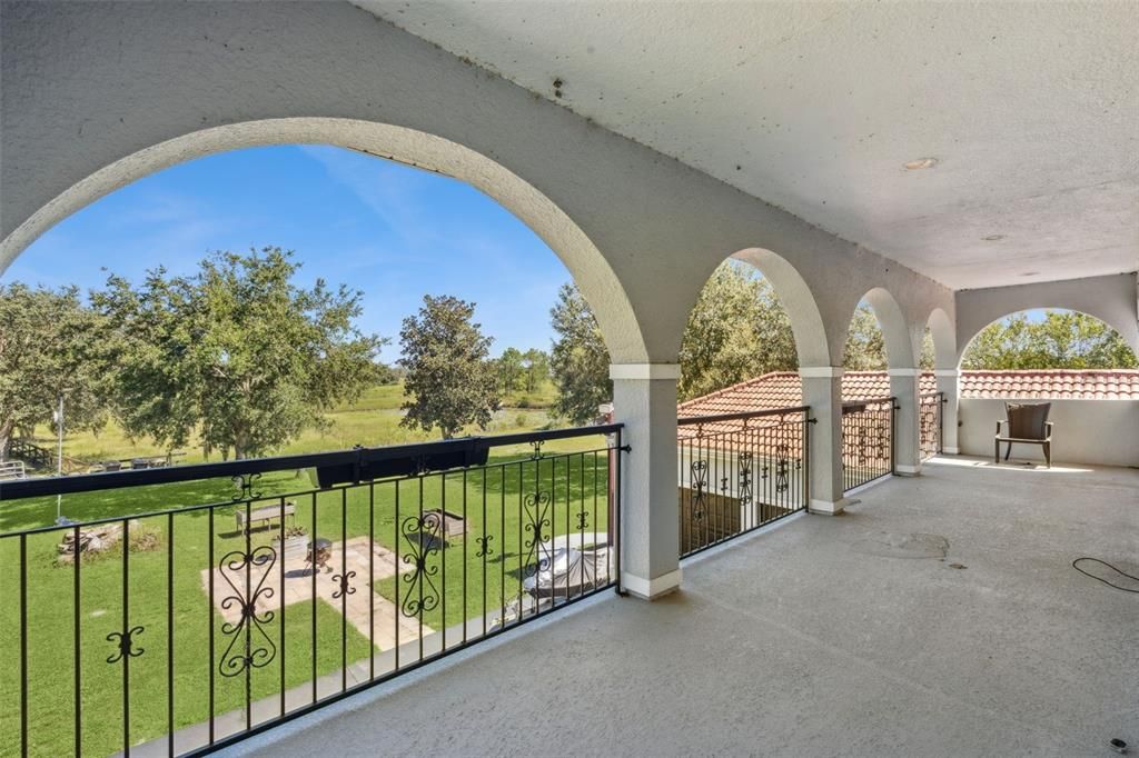 For Sale: $1,100,000 (3 beds, 4 baths, 4088 Square Feet)