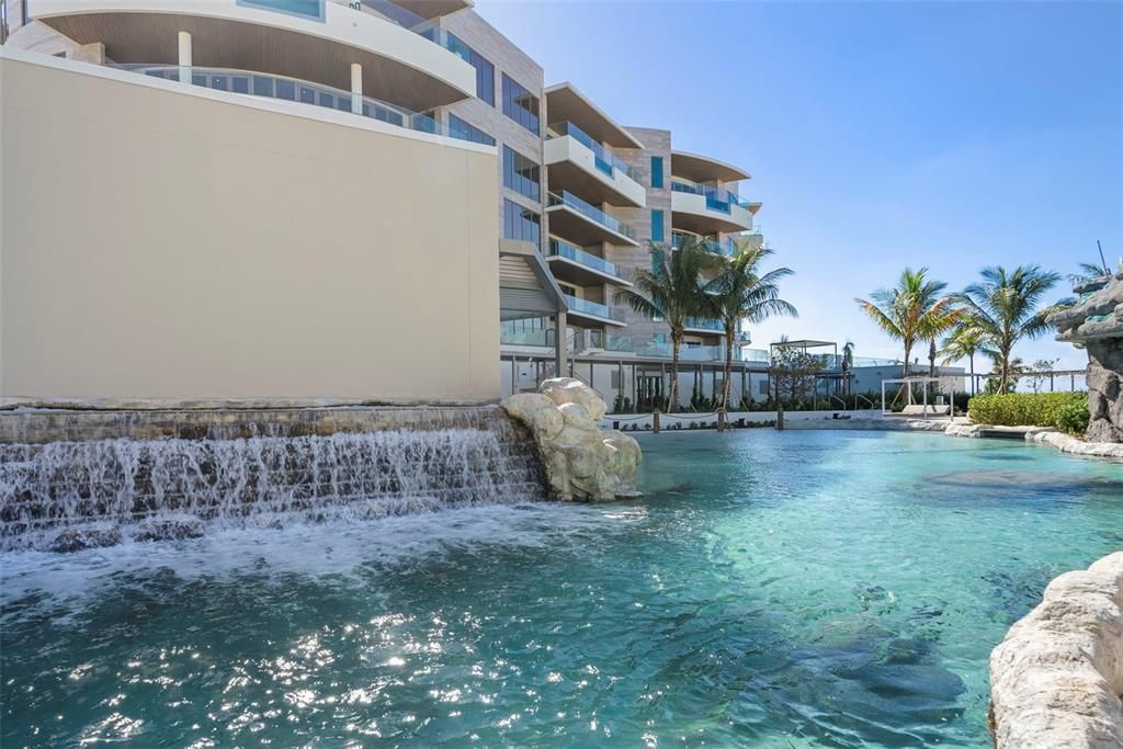 For Sale: $2,400,000 (2 beds, 2 baths, 2154 Square Feet)