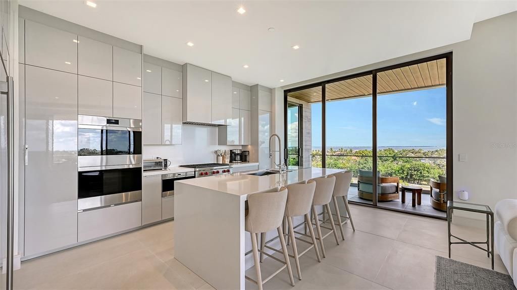 For Sale: $2,400,000 (2 beds, 2 baths, 2154 Square Feet)