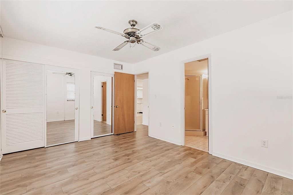 En Renta: $1,450 (2 camas, 2 baños, 965 Pies cuadrados)