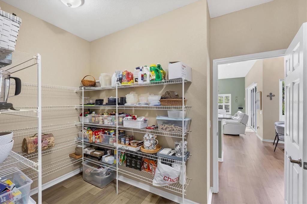 For Sale: $499,900 (3 beds, 2 baths, 2309 Square Feet)