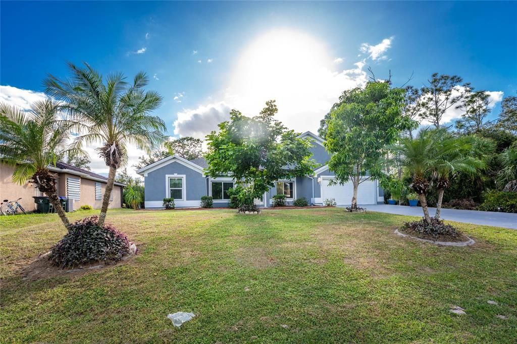 For Sale: $400,000 (4 beds, 2 baths, 2192 Square Feet)