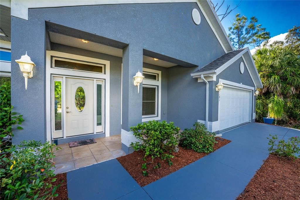 For Sale: $400,000 (4 beds, 2 baths, 2192 Square Feet)