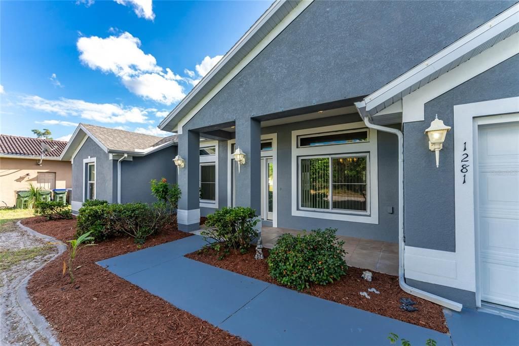 For Sale: $400,000 (4 beds, 2 baths, 2192 Square Feet)