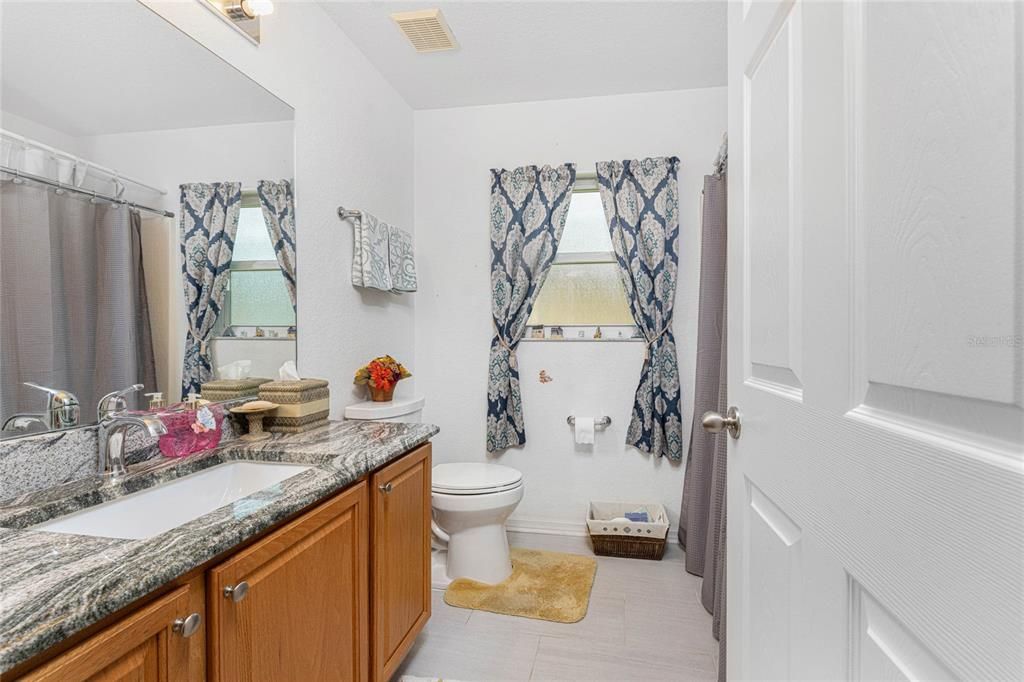 For Sale: $400,000 (4 beds, 2 baths, 2192 Square Feet)