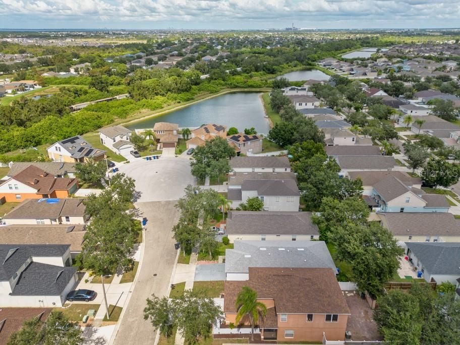 Под контрактом: $275,000 (3 спален, 2 ванн, 1360 Квадратных фут)