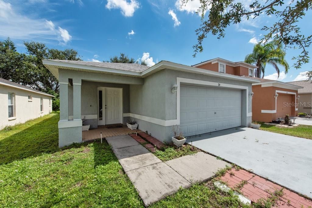 Под контрактом: $275,000 (3 спален, 2 ванн, 1360 Квадратных фут)