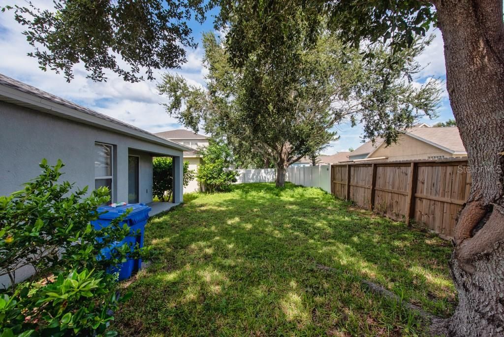 Под контрактом: $275,000 (3 спален, 2 ванн, 1360 Квадратных фут)