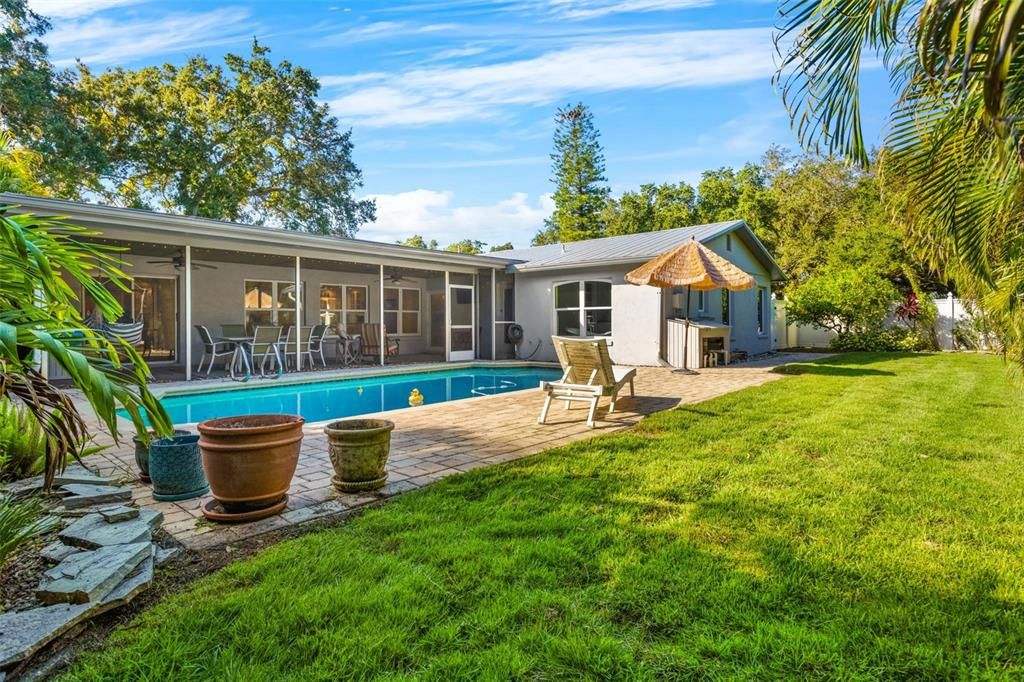 В аренду: $4,900 (2 спален, 2 ванн, 1915 Квадратных фут)