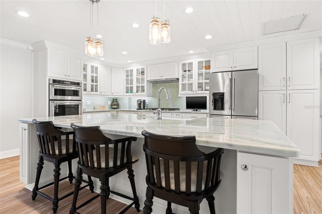 В аренду: $4,900 (2 спален, 2 ванн, 1915 Квадратных фут)