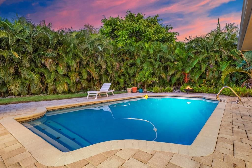 В аренду: $4,900 (2 спален, 2 ванн, 1915 Квадратных фут)