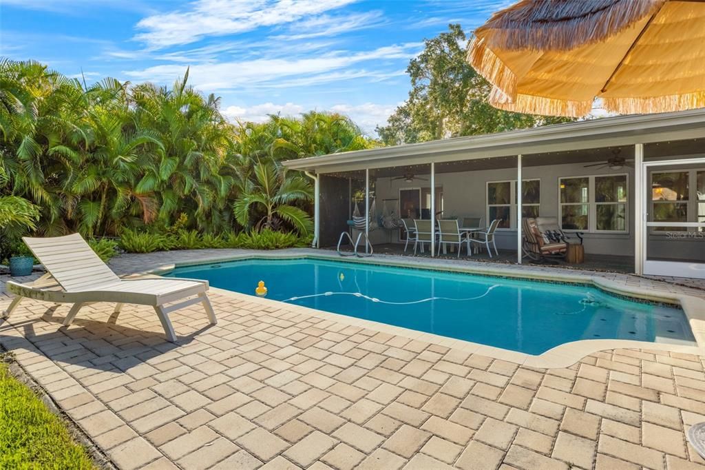 В аренду: $4,900 (2 спален, 2 ванн, 1915 Квадратных фут)