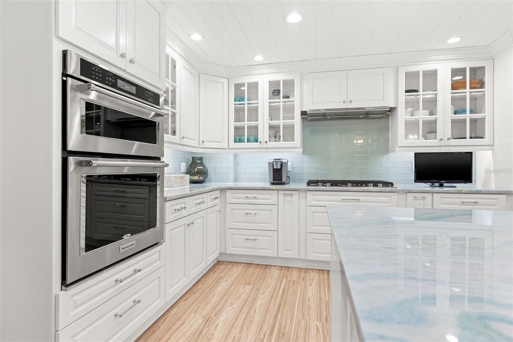 В аренду: $4,900 (2 спален, 2 ванн, 1915 Квадратных фут)