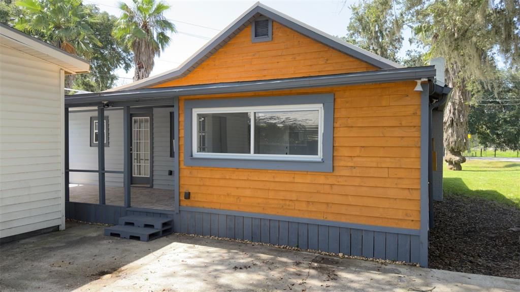 En Venta: $260,000 (3 camas, 2 baños, 1200 Pies cuadrados)