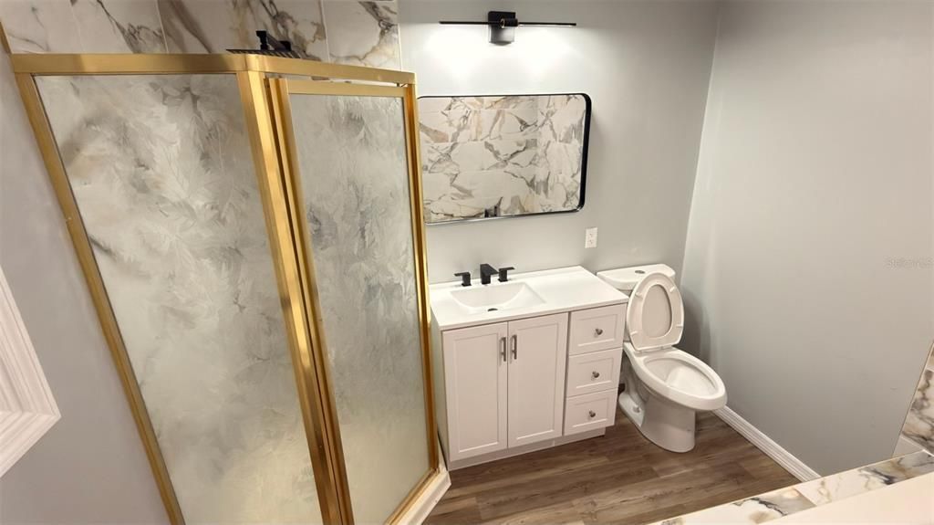 En Venta: $260,000 (3 camas, 2 baños, 1200 Pies cuadrados)