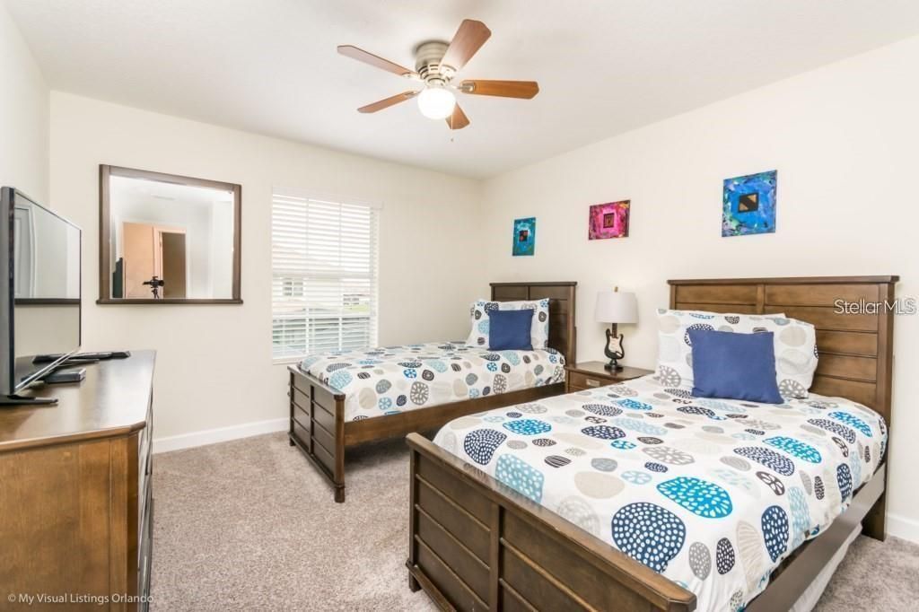 На продажу: $458,000 (4 спален, 3 ванн, 1914 Квадратных фут)