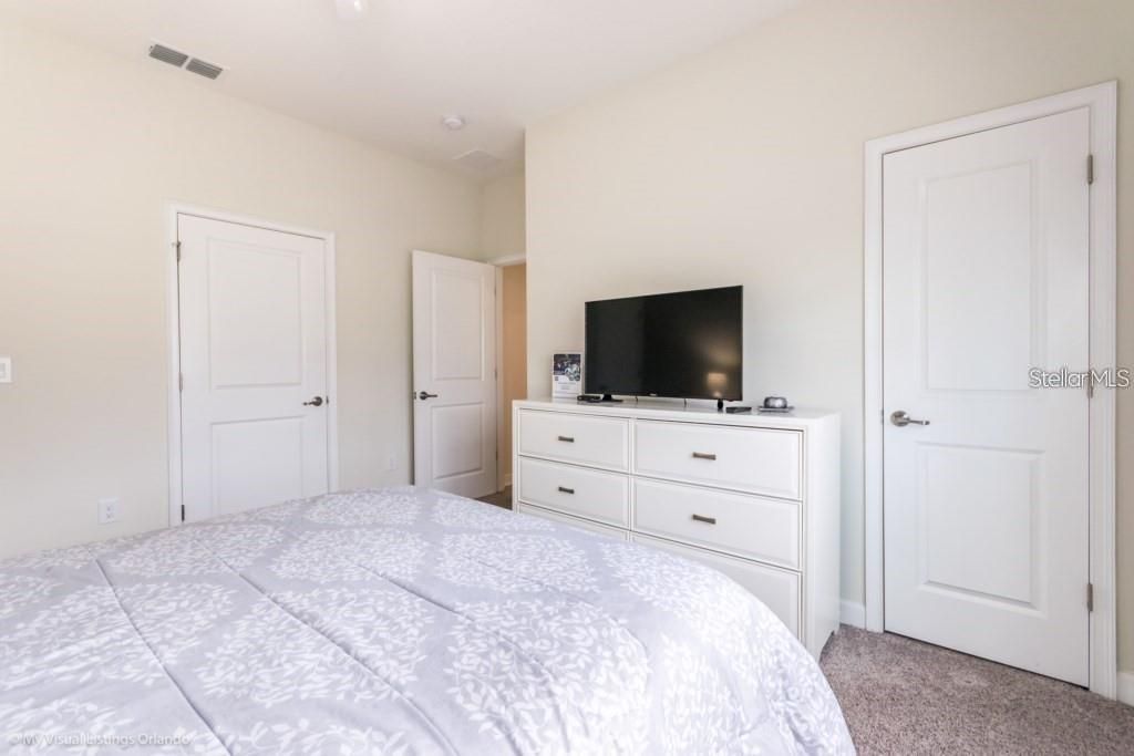 На продажу: $458,000 (4 спален, 3 ванн, 1914 Квадратных фут)