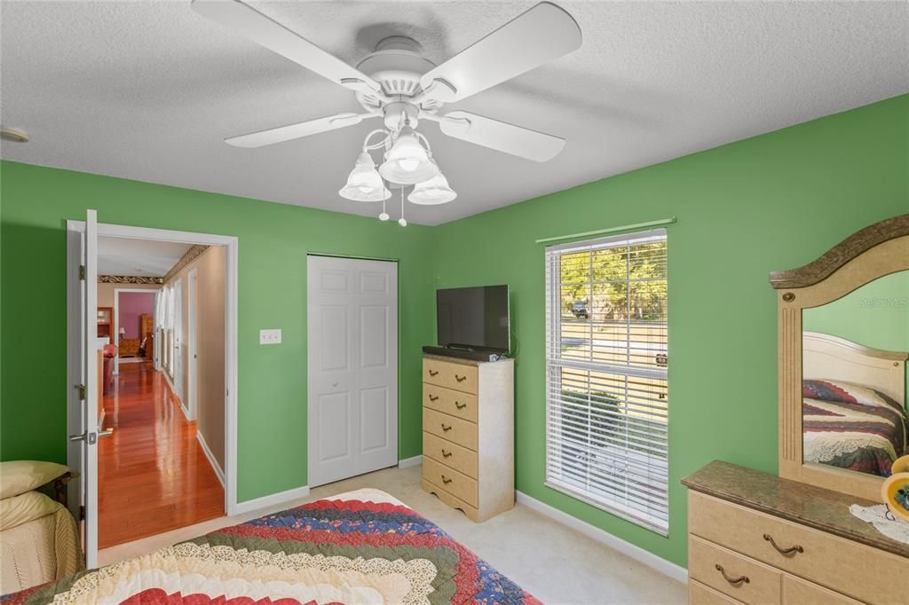 На продажу: $350,000 (2 спален, 2 ванн, 1633 Квадратных фут)