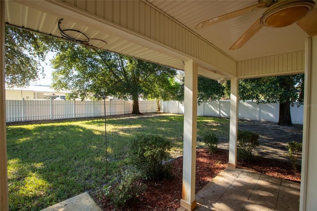 На продажу: $350,000 (2 спален, 2 ванн, 1633 Квадратных фут)