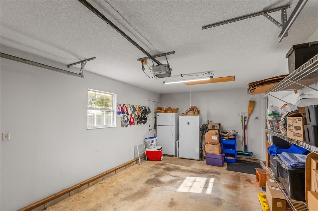 На продажу: $350,000 (2 спален, 2 ванн, 1633 Квадратных фут)