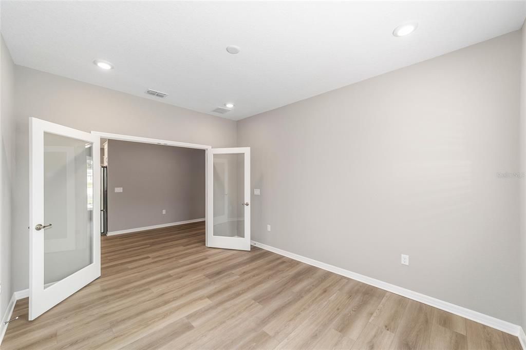 Active With Contract: $349,000 (2 beds, 2 baths, 1767 Square Feet)