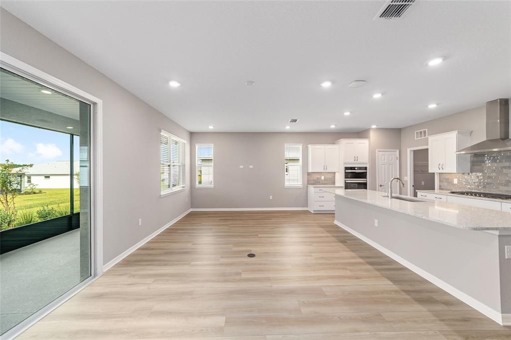 Active With Contract: $349,000 (2 beds, 2 baths, 1767 Square Feet)