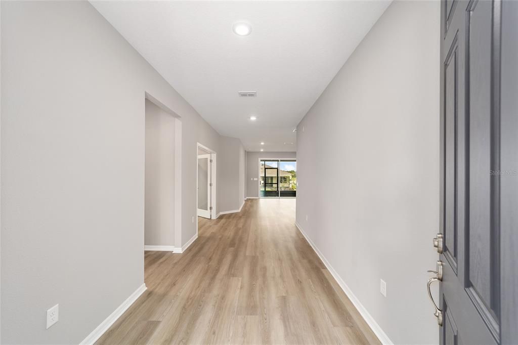 Active With Contract: $349,000 (2 beds, 2 baths, 1767 Square Feet)