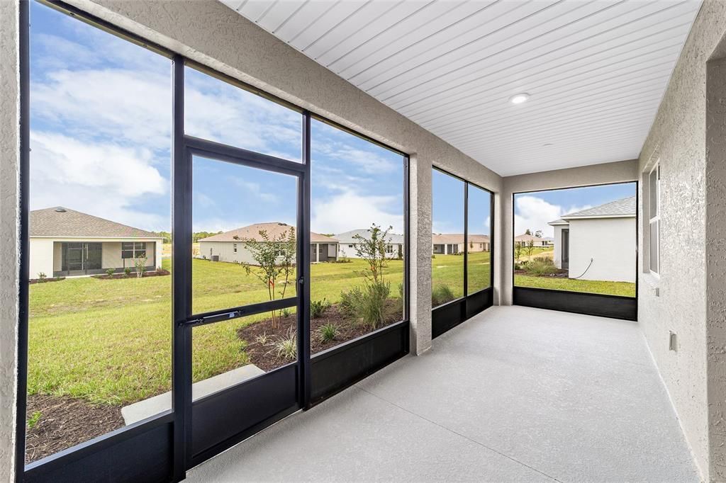 Active With Contract: $349,000 (2 beds, 2 baths, 1767 Square Feet)