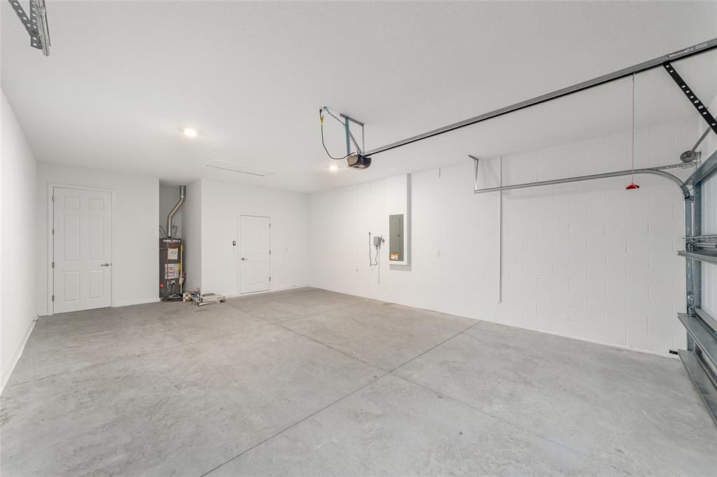 Active With Contract: $349,000 (2 beds, 2 baths, 1767 Square Feet)